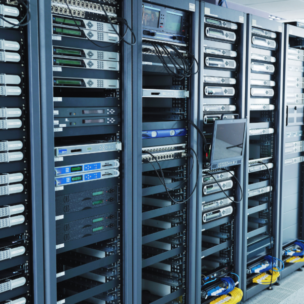 Open Frame VS Enclosed Server Racks
